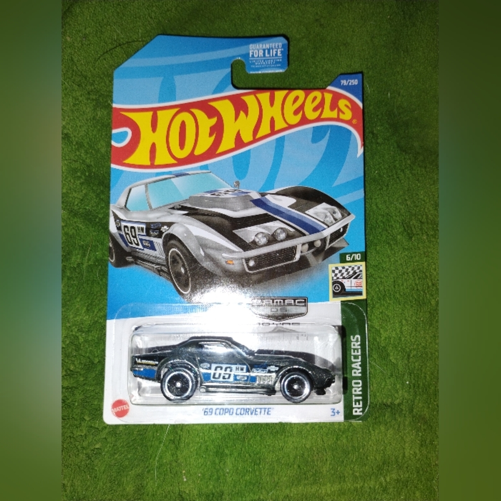 Hot Wheels Walmart Exclusive ZAMAC Retro Racers 1969 '69 Copo Corvette